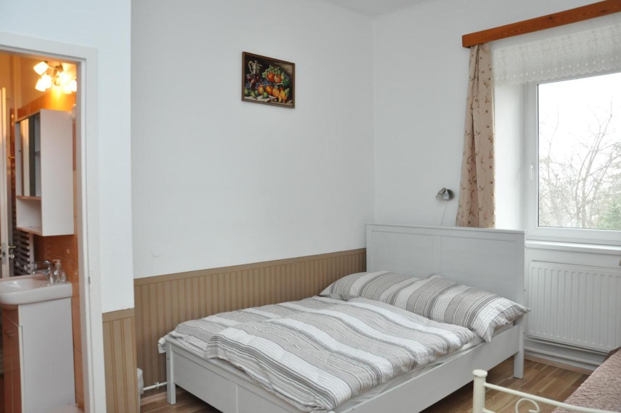 Bed and Breakfast Gloriett Panzio Fertőboz Exteriér fotografie