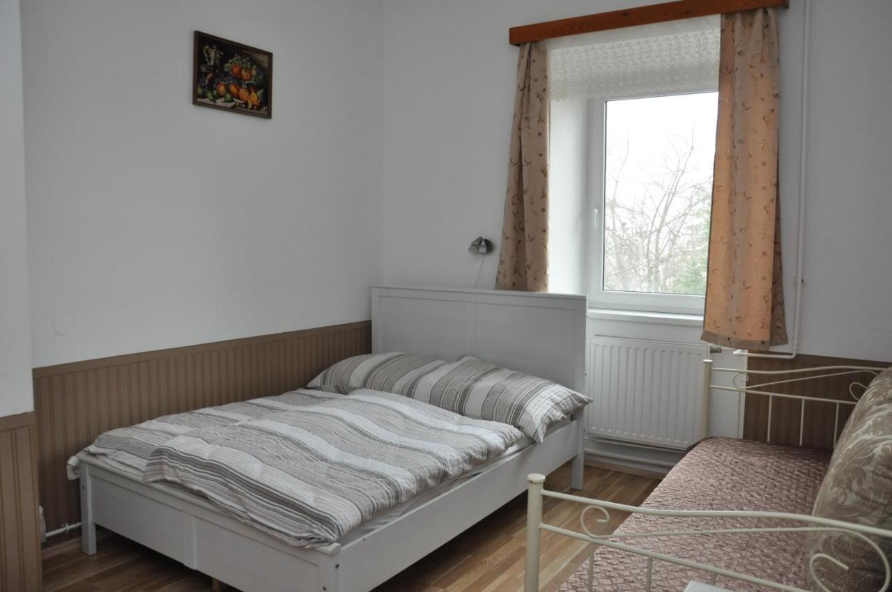 Bed and Breakfast Gloriett Panzio Fertőboz Exteriér fotografie