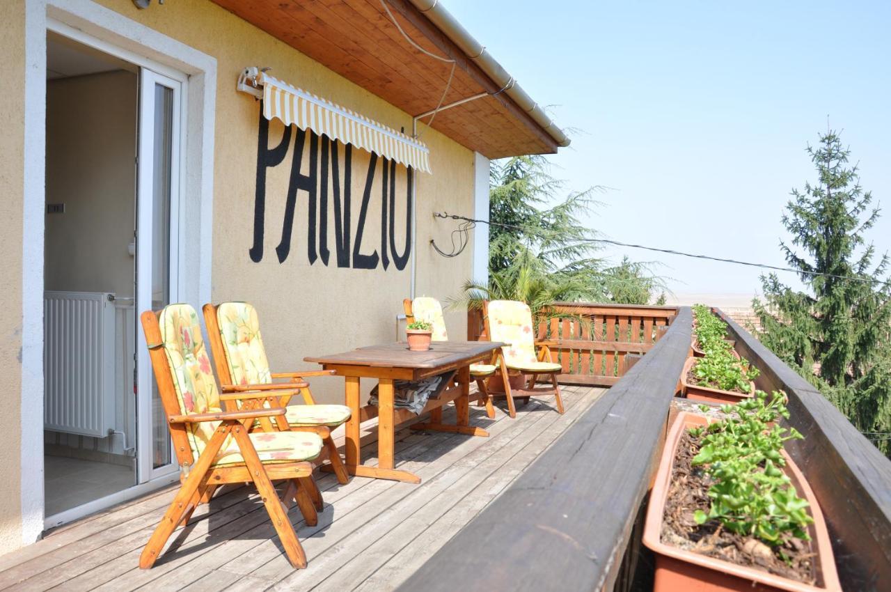 Bed and Breakfast Gloriett Panzio Fertőboz Exteriér fotografie