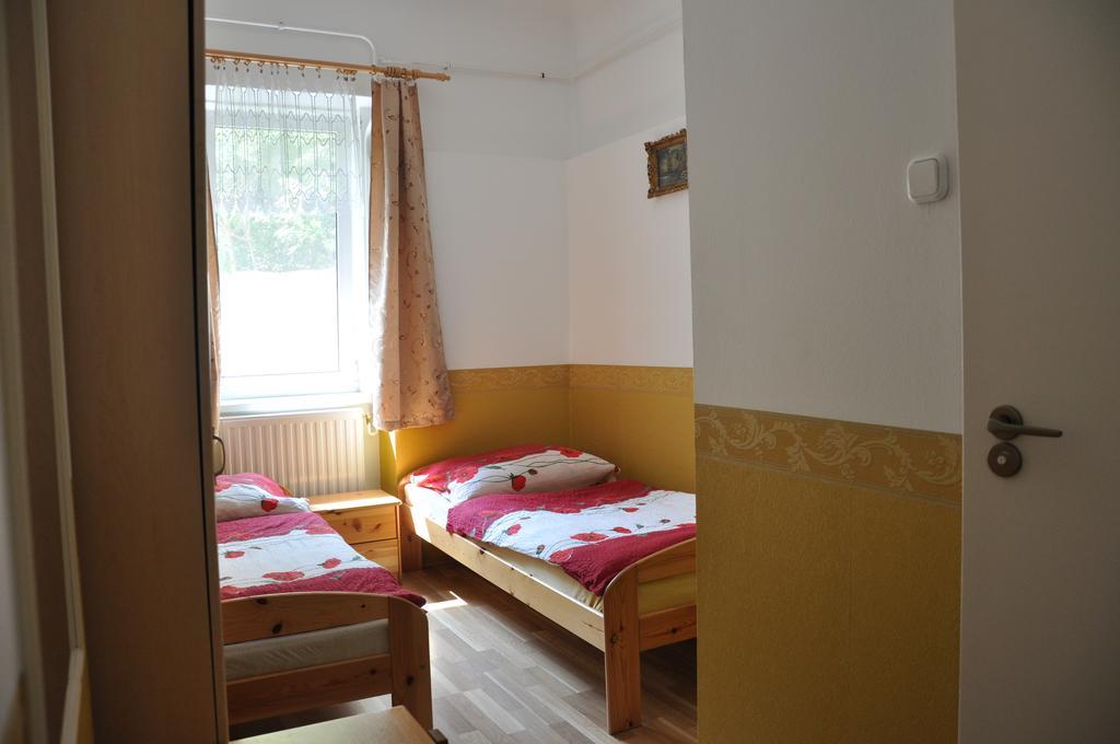 Bed and Breakfast Gloriett Panzio Fertőboz Pokoj fotografie